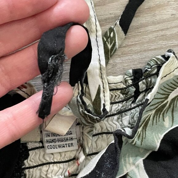 Little Girl’s Hula Hula Hawaii Black Floral Smocked Back Tie Sun Dress Size‎ 4 - Picture 8 of 8